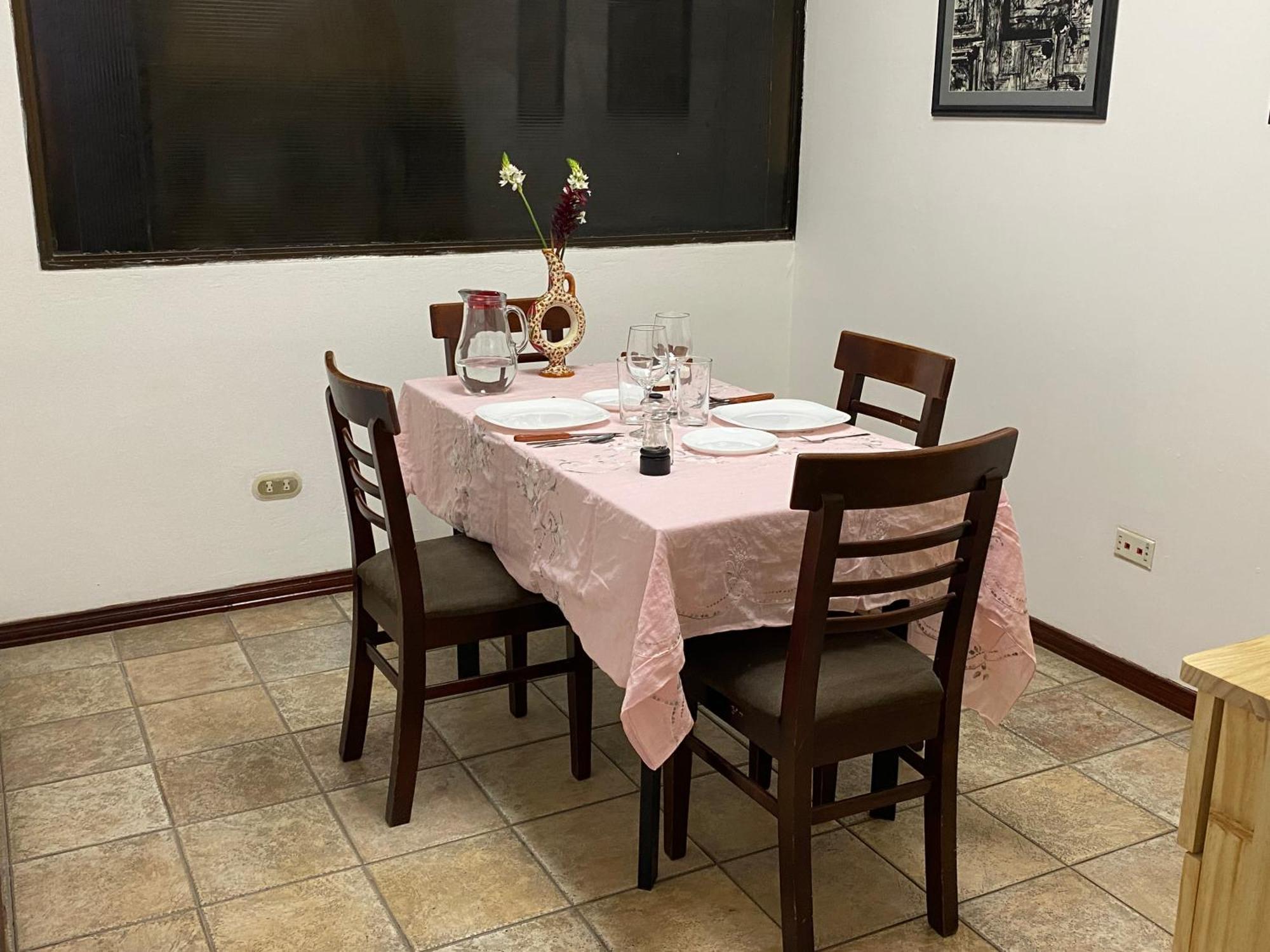 Sofia Apartments In Escalante, San Jose Center Екстер'єр фото